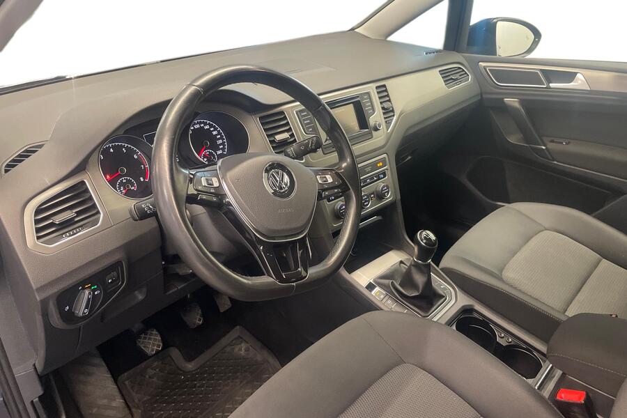 Volkswagen Golf Sportsvan vaihtoauto