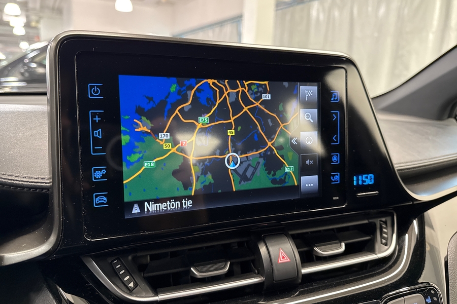 Toyota C-HR vaihtoauto