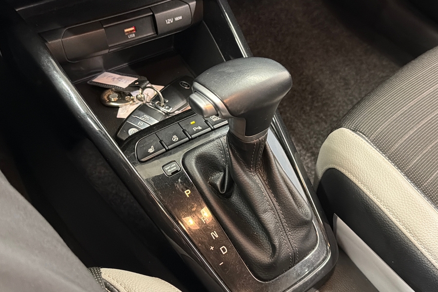 Kia Stonic vaihtoauto