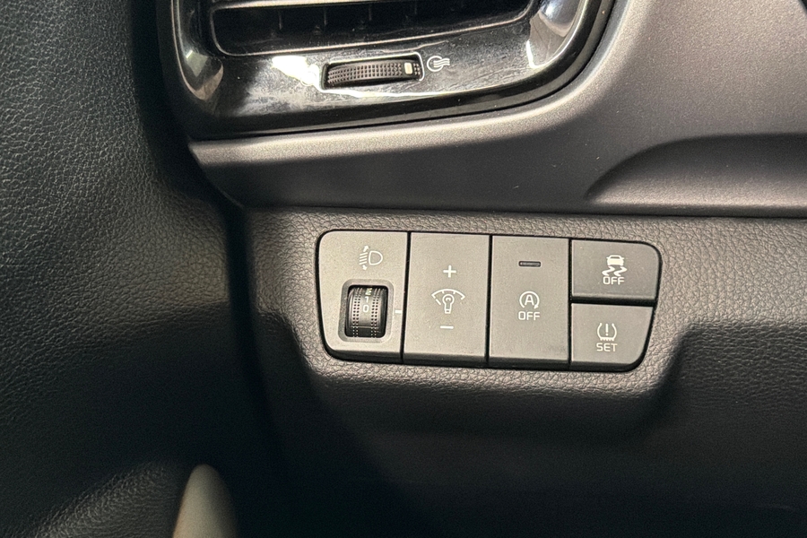 Kia Stonic vaihtoauto