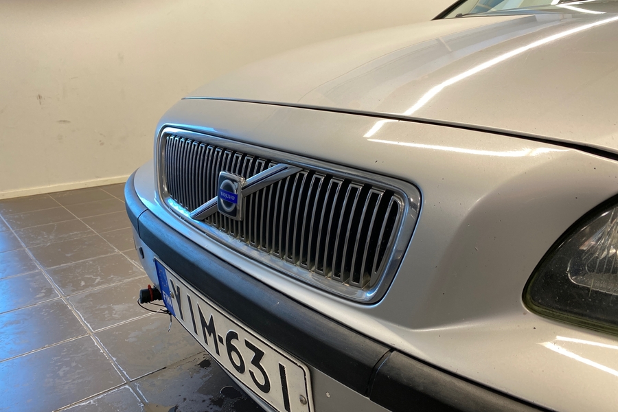 Volvo V70 vaihtoauto