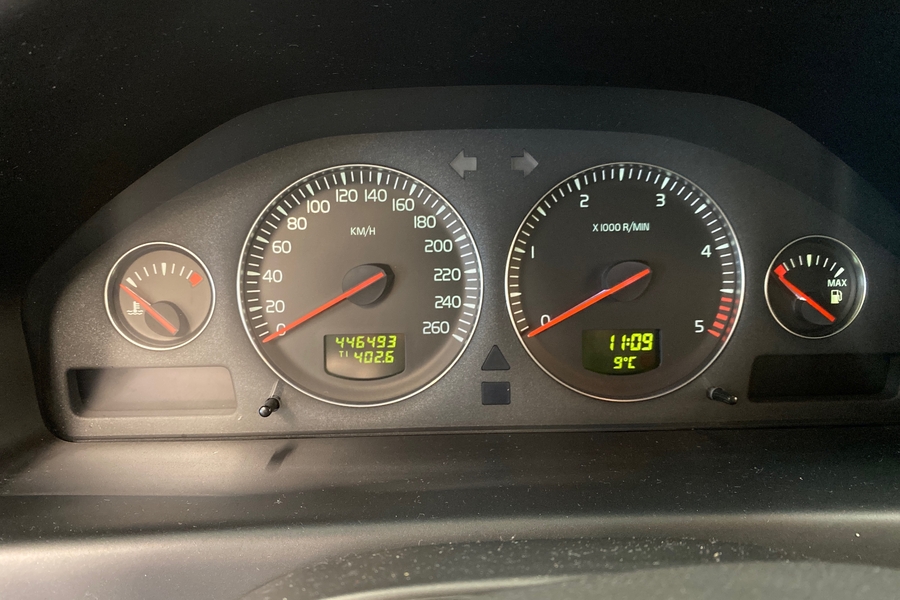 Volvo V70 vaihtoauto