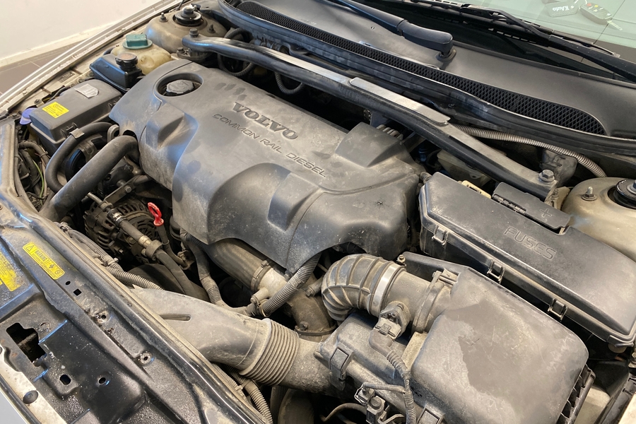 Volvo V70 vaihtoauto