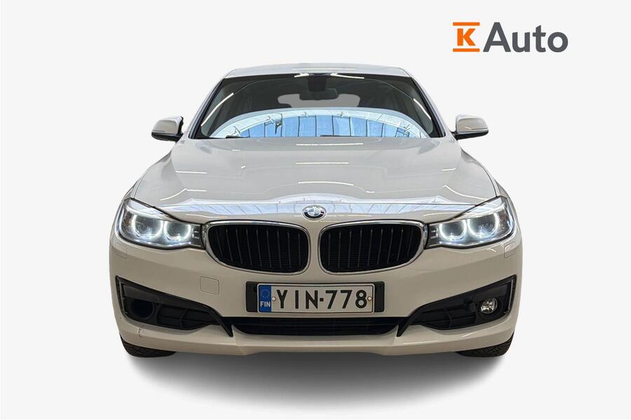 BMW 320 vaihtoauto