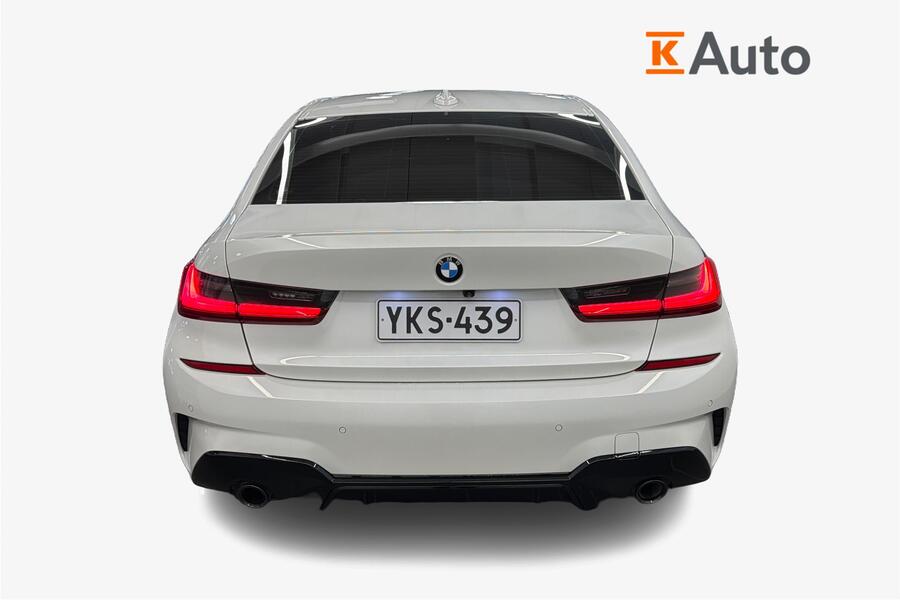 BMW 330 vaihtoauto