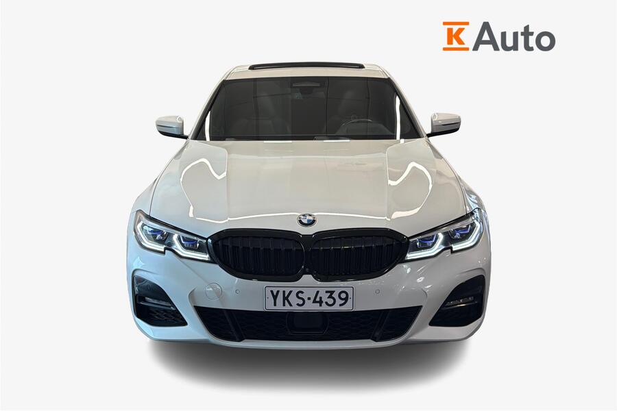 BMW 330 vaihtoauto