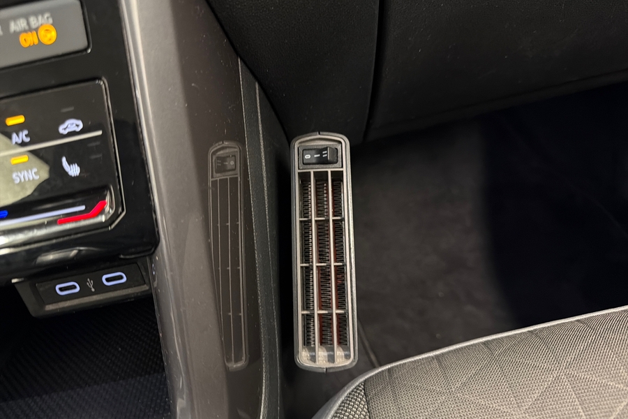 Volkswagen T-Cross vaihtoauto