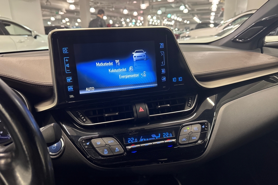 Toyota C-HR vaihtoauto