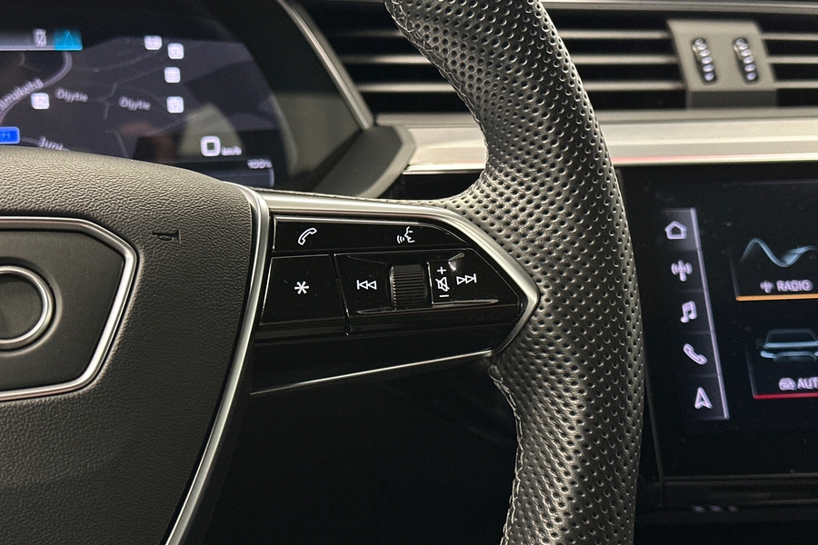 Audi e-tron vaihtoauto