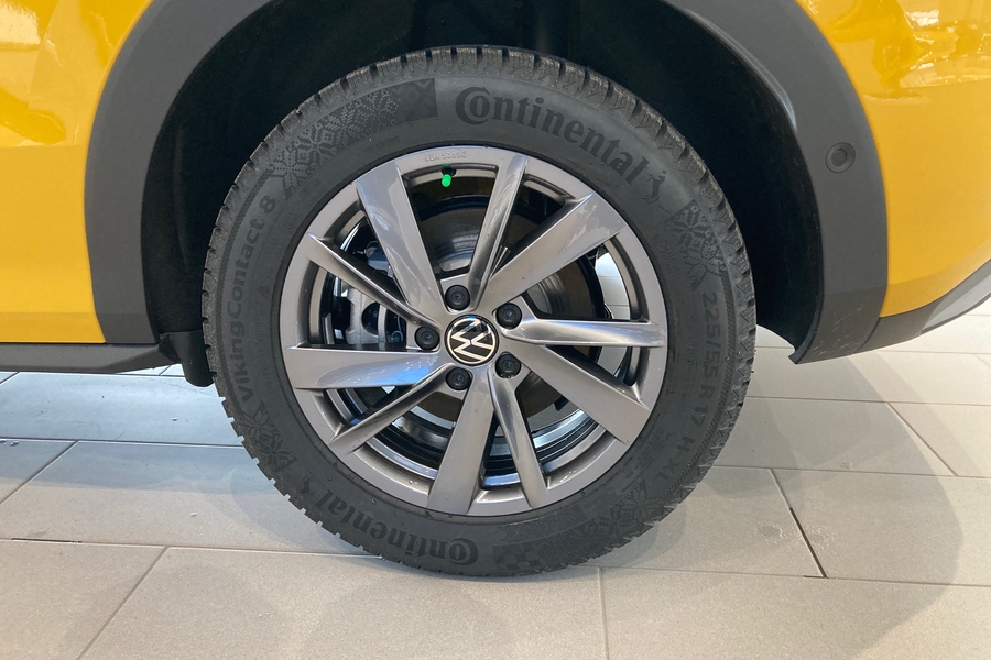 Volkswagen T-Roc vaihtoauto