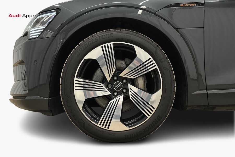 Audi e-tron vaihtoauto