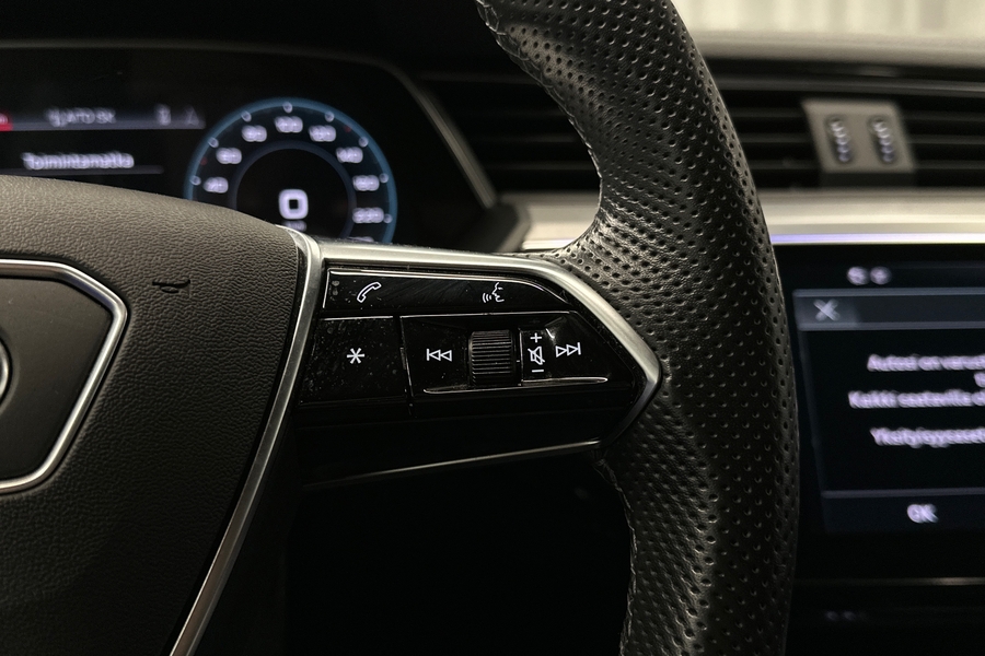 Audi e-tron vaihtoauto