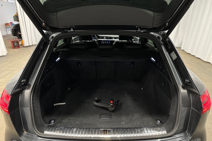 Audi e-tron vaihtoauto