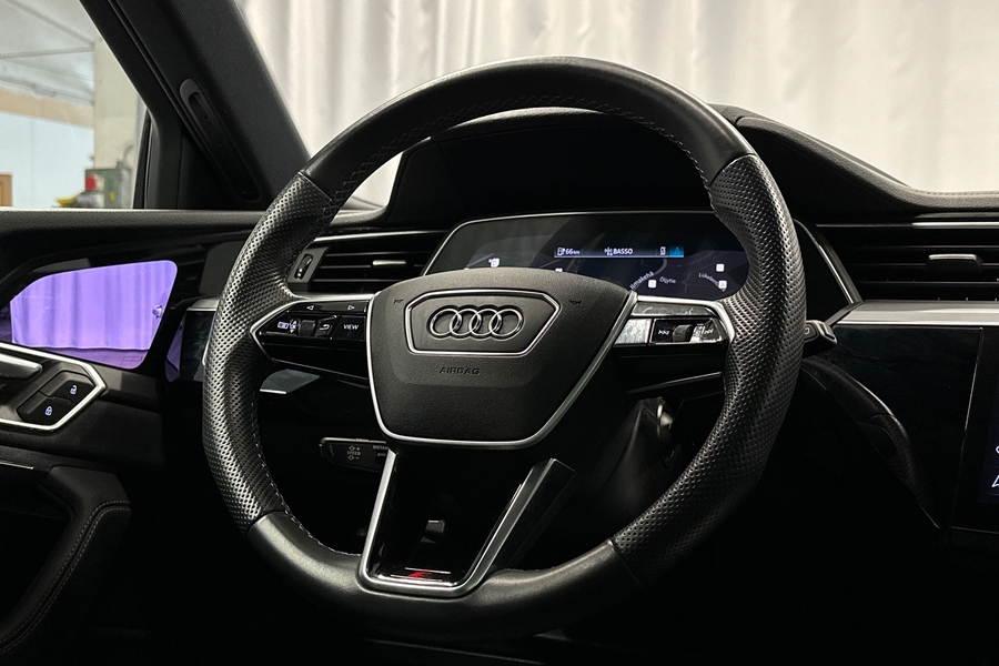 Audi e-tron vaihtoauto