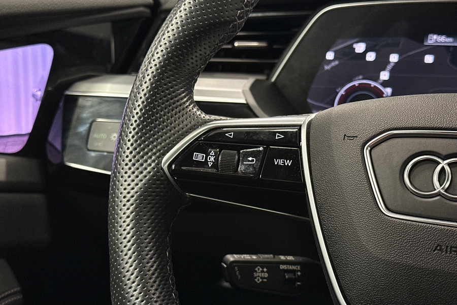 Audi e-tron vaihtoauto