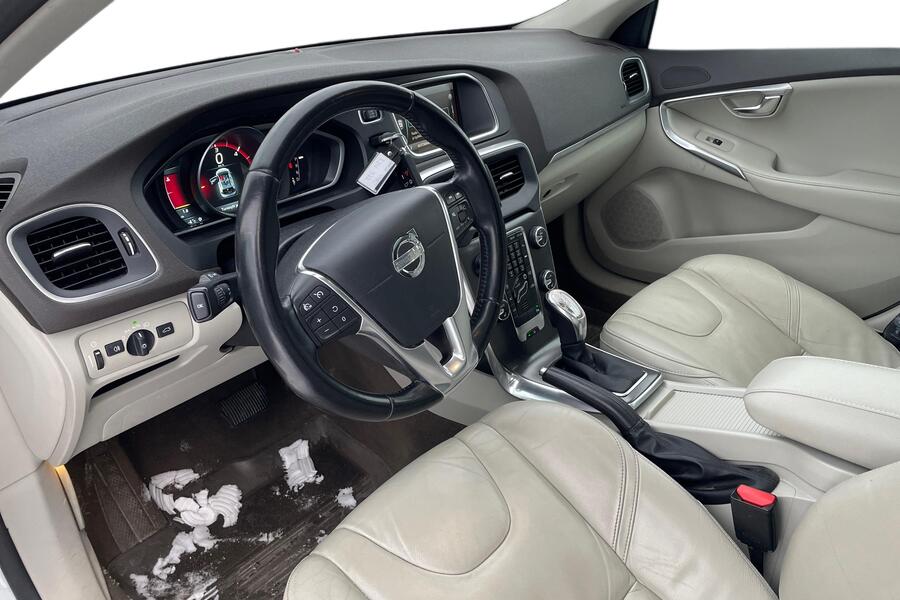 Volvo V40 vaihtoauto