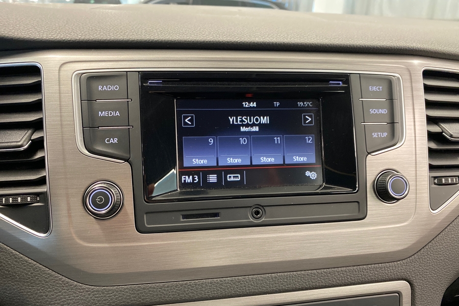 Volkswagen Golf Sportsvan vaihtoauto