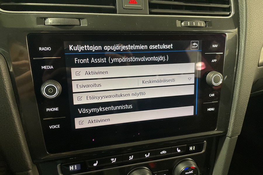 Volkswagen Golf vaihtoauto