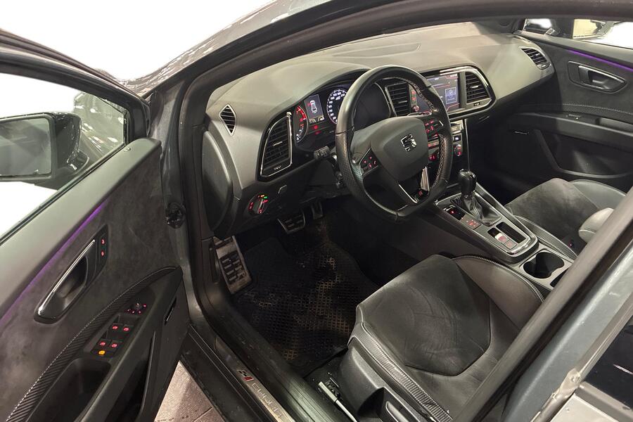 SEAT Leon ST vaihtoauto