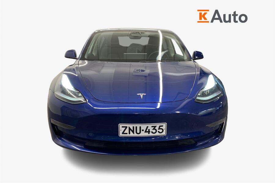 Tesla Model 3 vaihtoauto