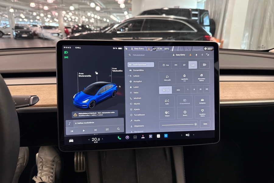 Tesla Model 3 vaihtoauto