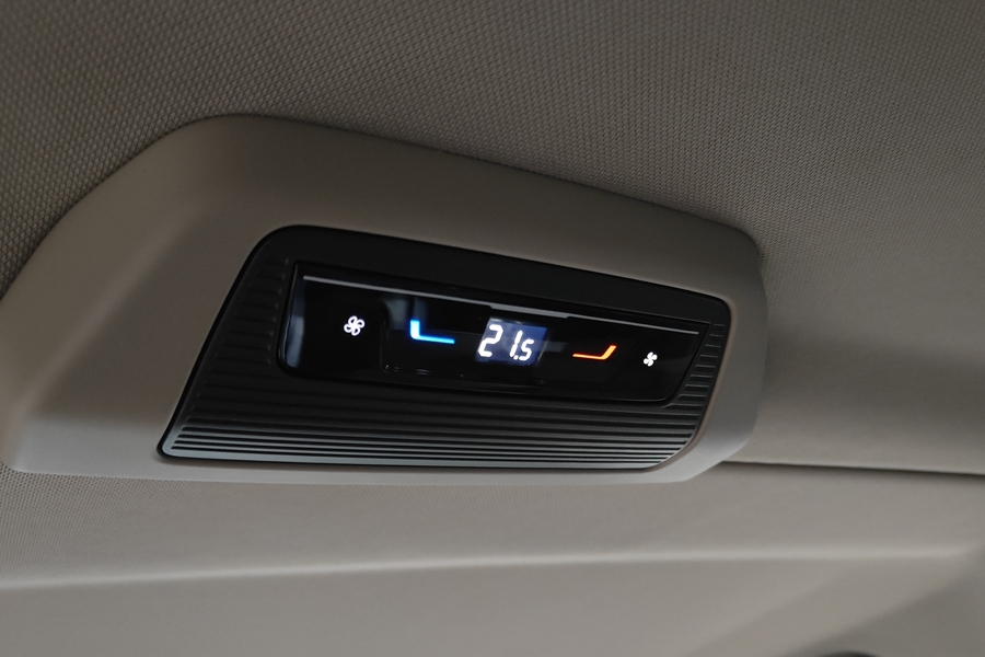 Volkswagen Multivan vaihtoauto