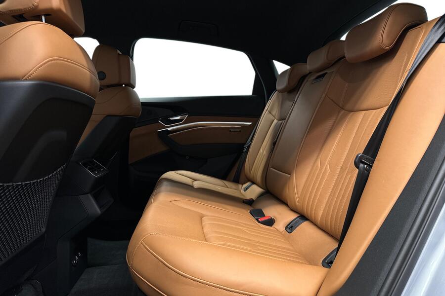 Audi e-tron vaihtoauto