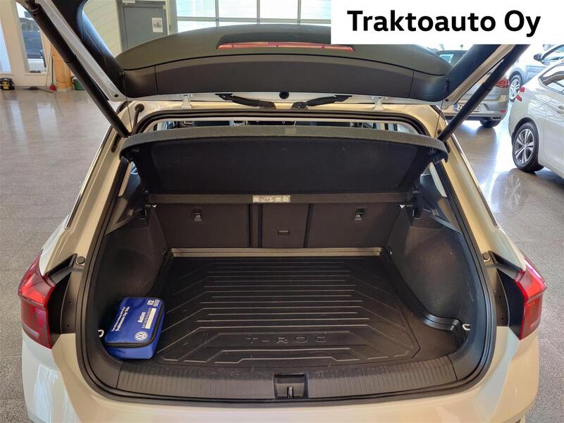 Volkswagen T-Roc vaihtoauto