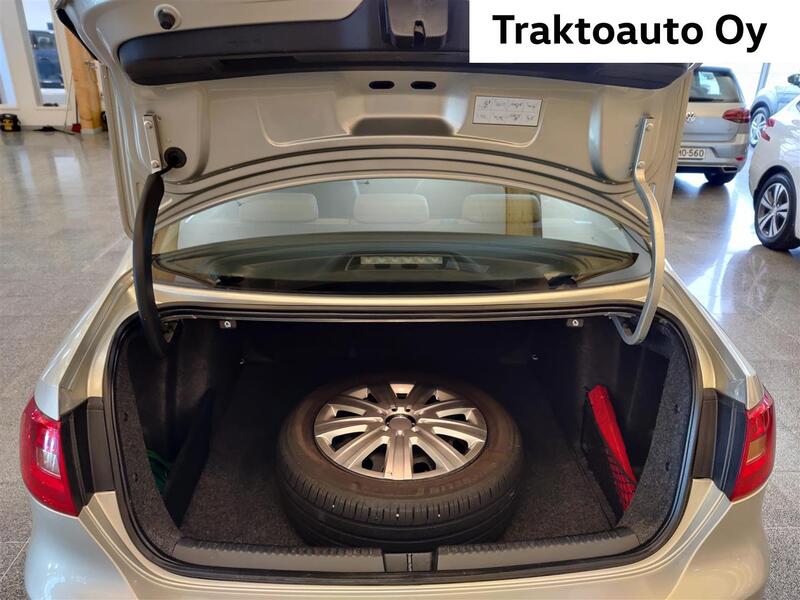 Volkswagen Jetta vaihtoauto