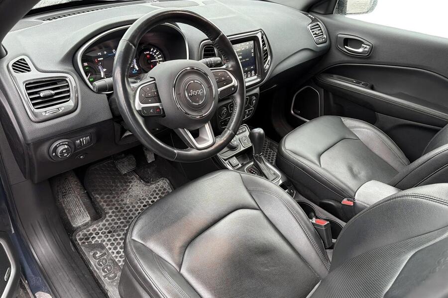 Jeep Compass vaihtoauto