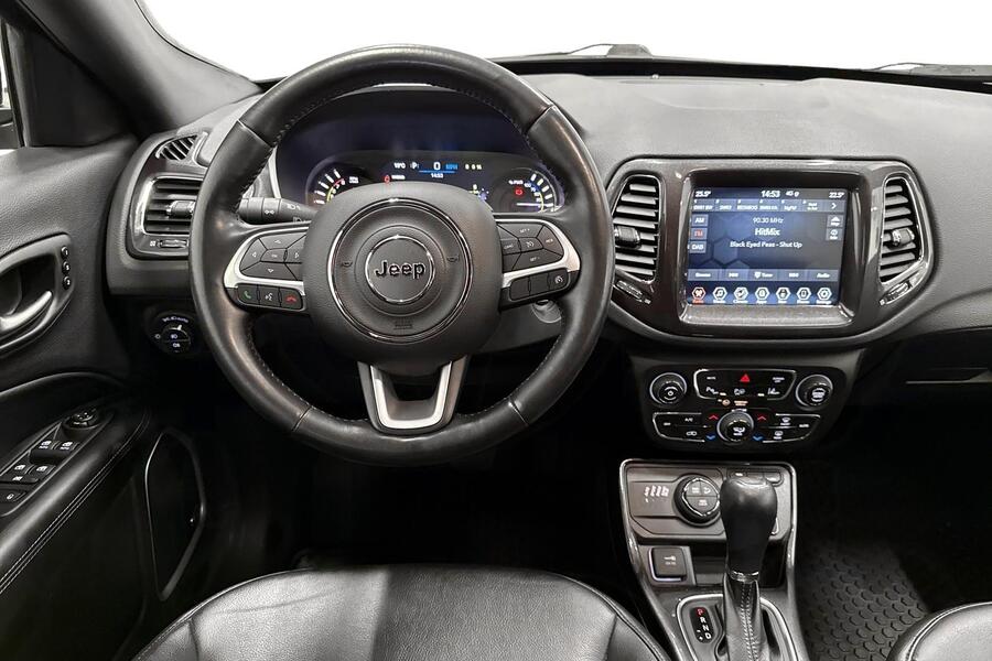 Jeep Compass vaihtoauto