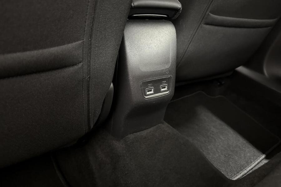 Peugeot e-2008 vaihtoauto