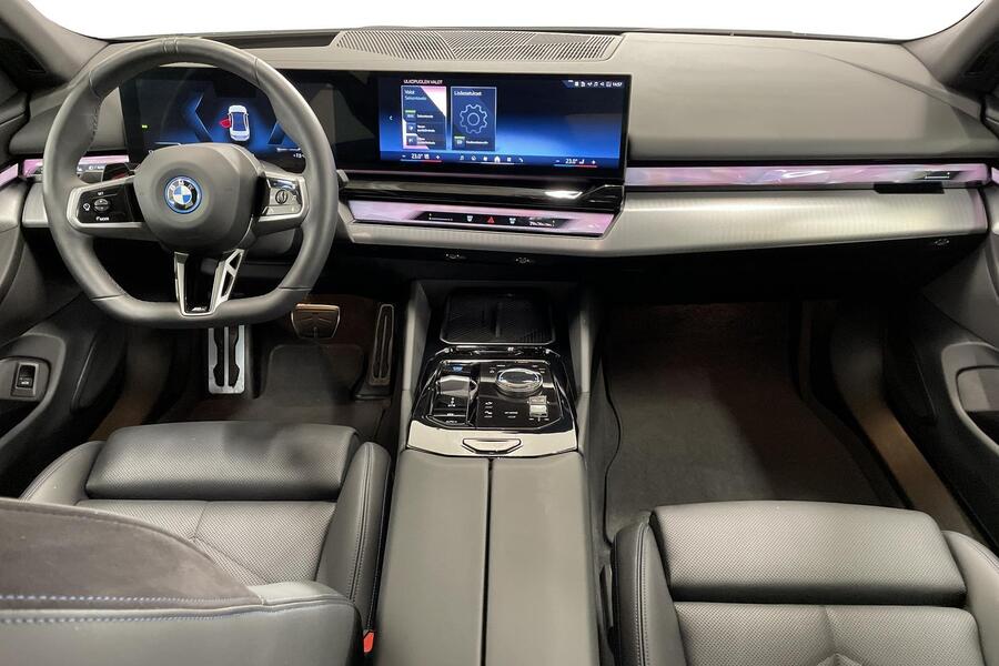 BMW i5 vaihtoauto