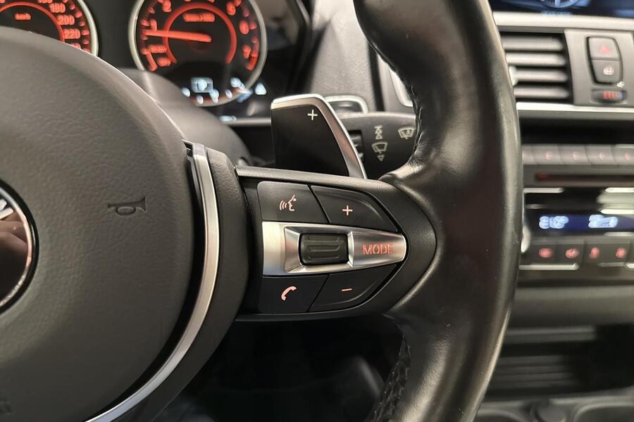 BMW M240i vaihtoauto