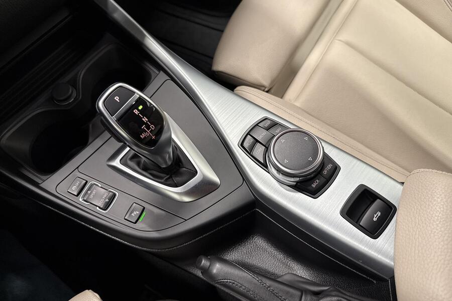 BMW M240i vaihtoauto