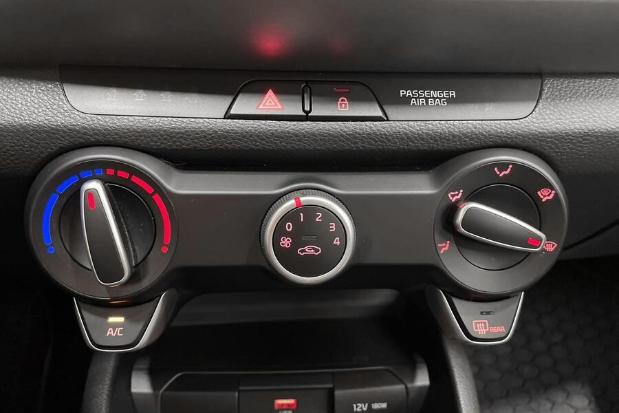 Kia Stonic vaihtoauto