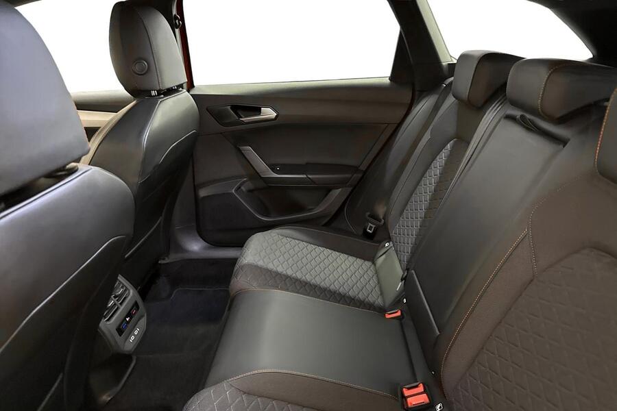 SEAT Leon Sportstourer vaihtoauto