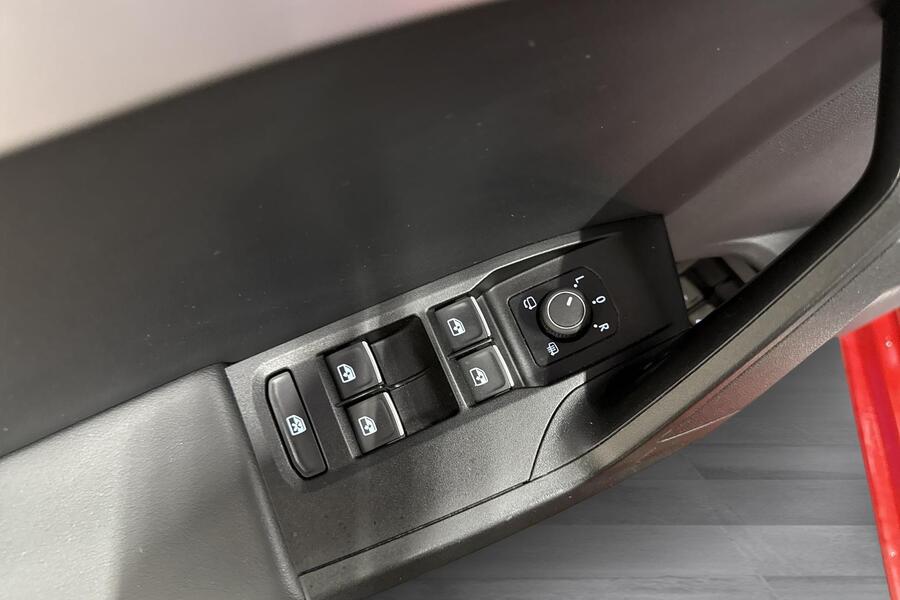 SEAT Leon Sportstourer vaihtoauto