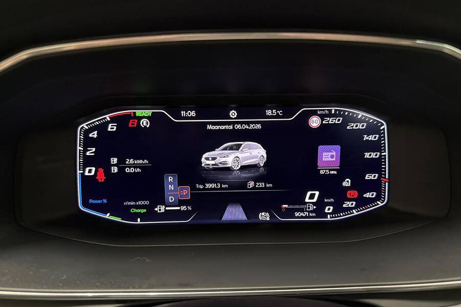 SEAT Leon Sportstourer vaihtoauto