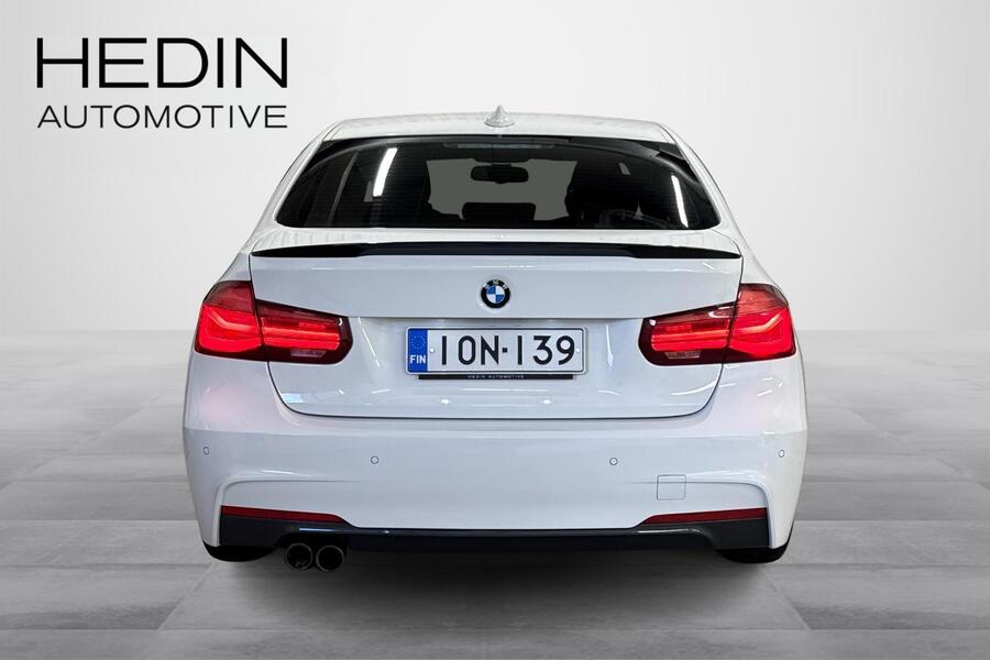 BMW 320 vaihtoauto