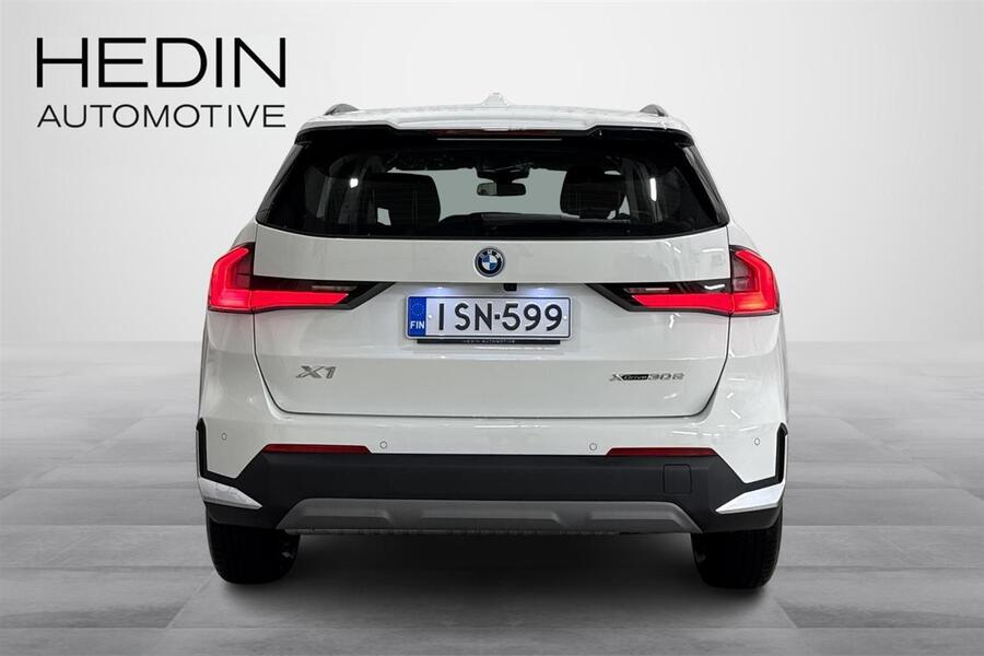 BMW X1 vaihtoauto