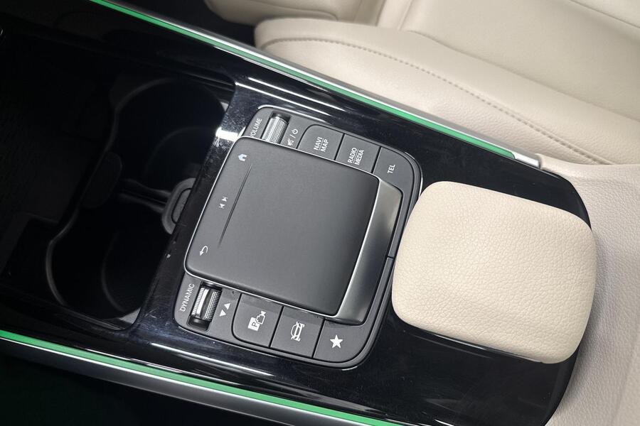 Mercedes-Benz EQB vaihtoauto