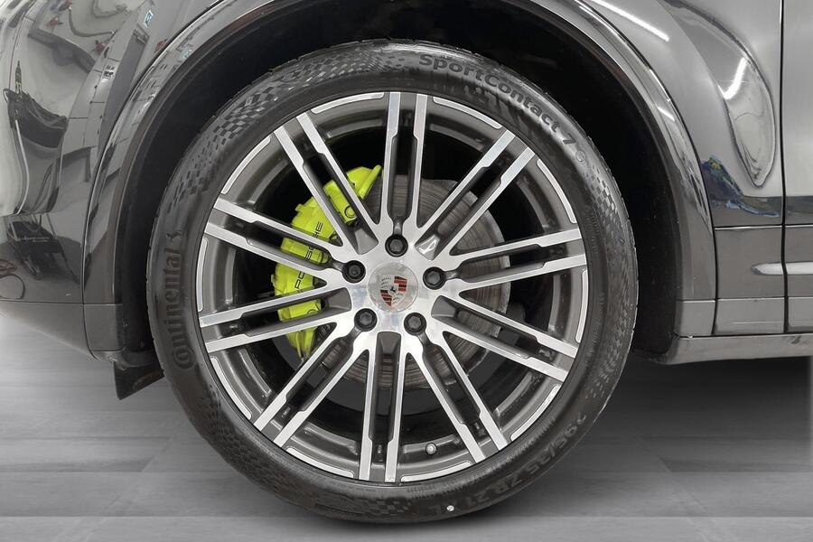 Porsche Cayenne vaihtoauto