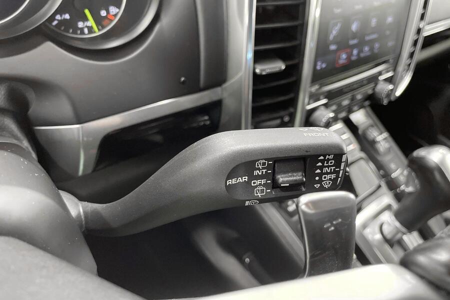 Porsche Cayenne vaihtoauto