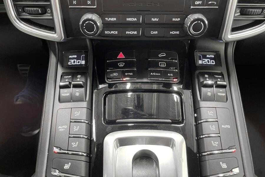 Porsche Cayenne vaihtoauto