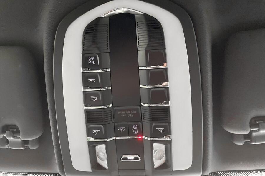 Porsche Cayenne vaihtoauto