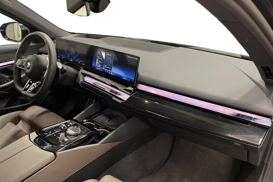 BMW i5 vaihtoauto