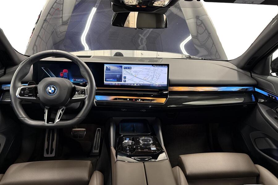 BMW i5 vaihtoauto