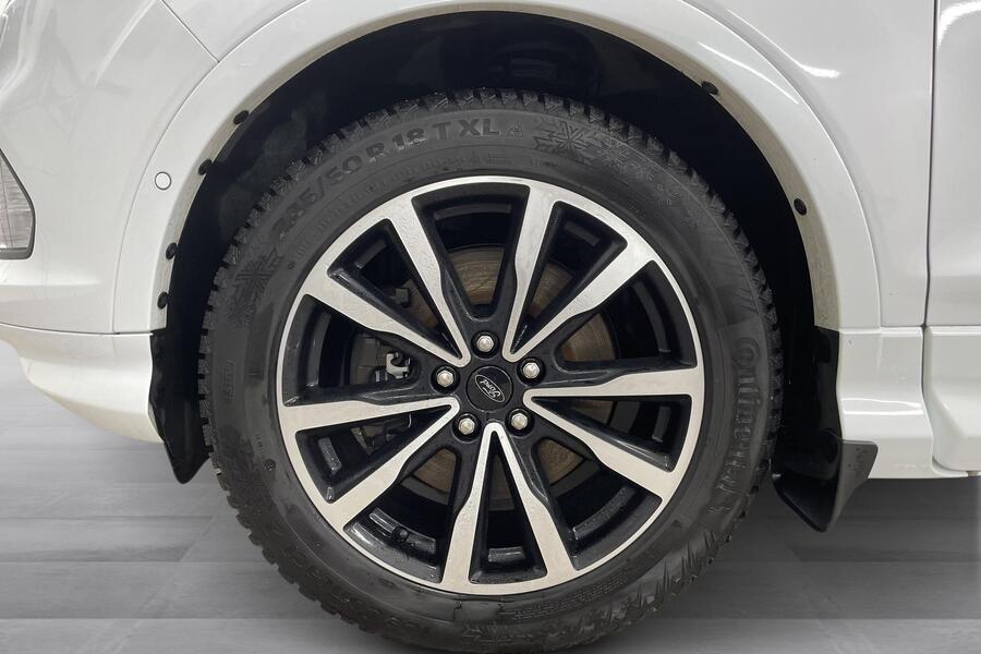 Ford Kuga vaihtoauto