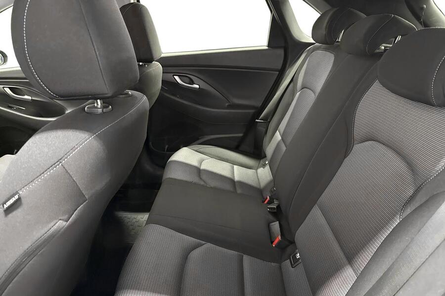 Hyundai i30 5d vaihtoauto